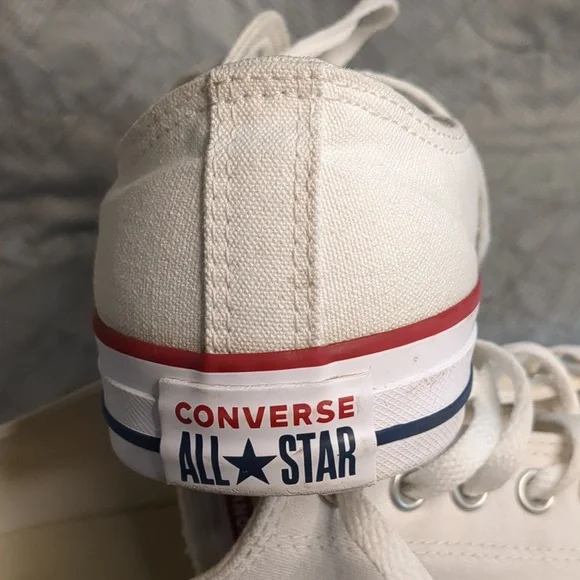 Converse Chuck Taylor All Star Low Top Sneakers. - Picture 14 of 16